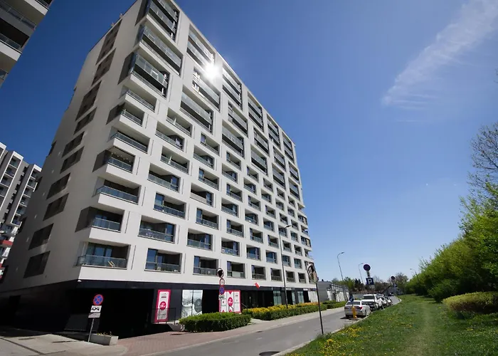 Inpoint Mogilska Tower City View Apartments Near Tauron Arena Self Check-In